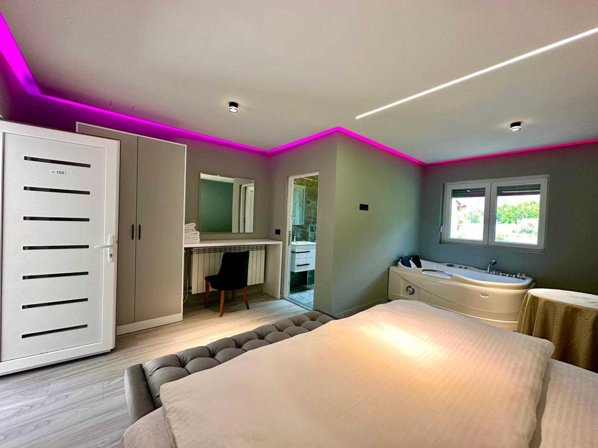 Breezy Hotel Valbone Luaran gambar
