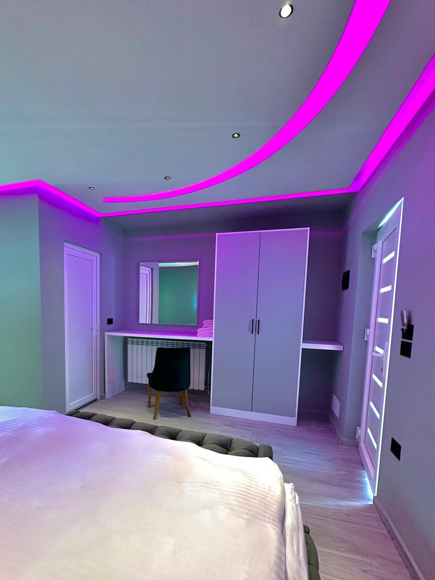 Breezy Hotel Valbone Bilik gambar