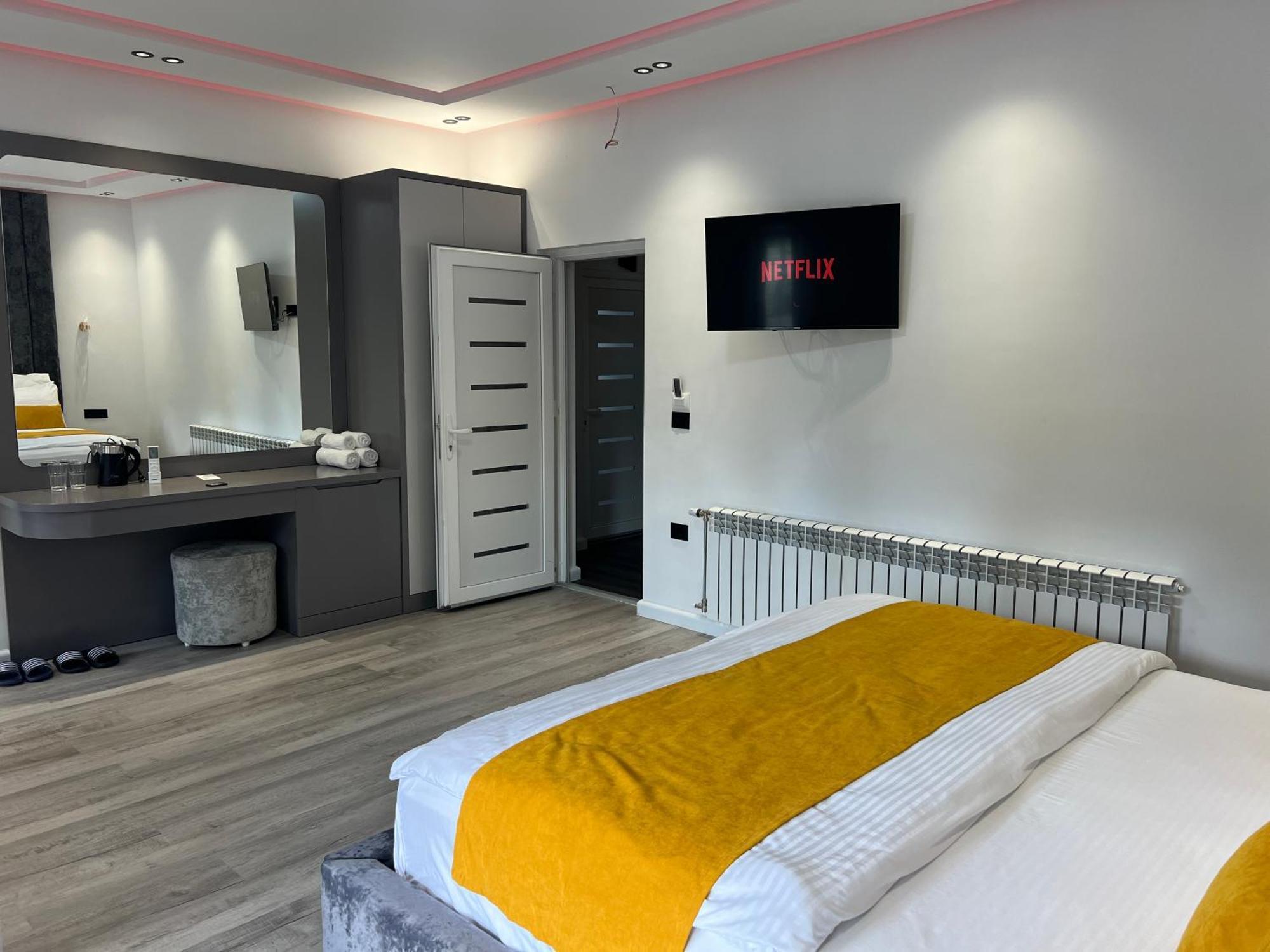 Breezy Hotel Valbone Luaran gambar